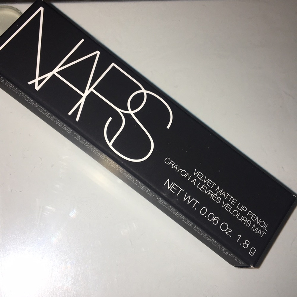 Nars velvet matte lip pencil
